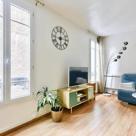 Appartamento Charmant Studio A 15 Min A Pied De Montmartre